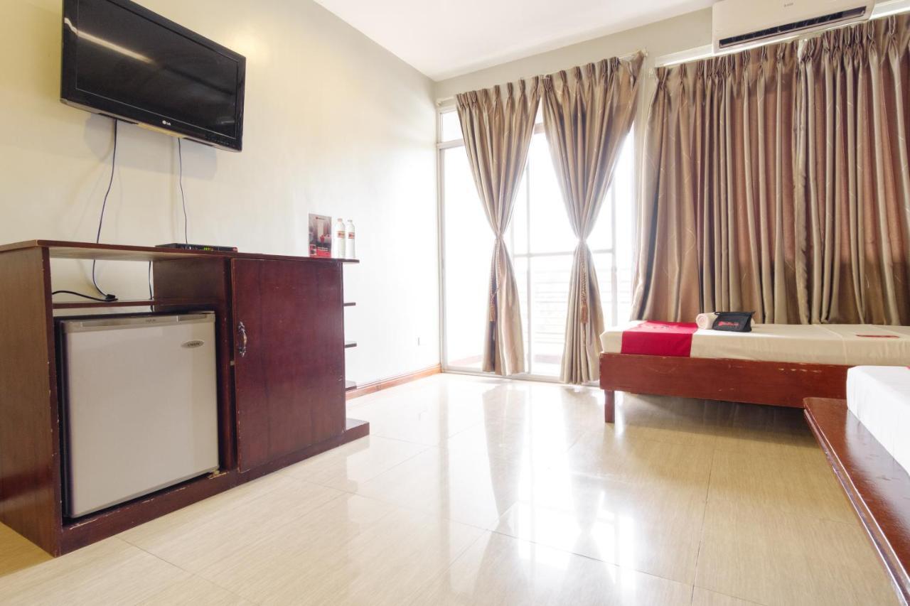 Reddoorz Near Camp Montelibano Otel Bacolod Dış mekan fotoğraf