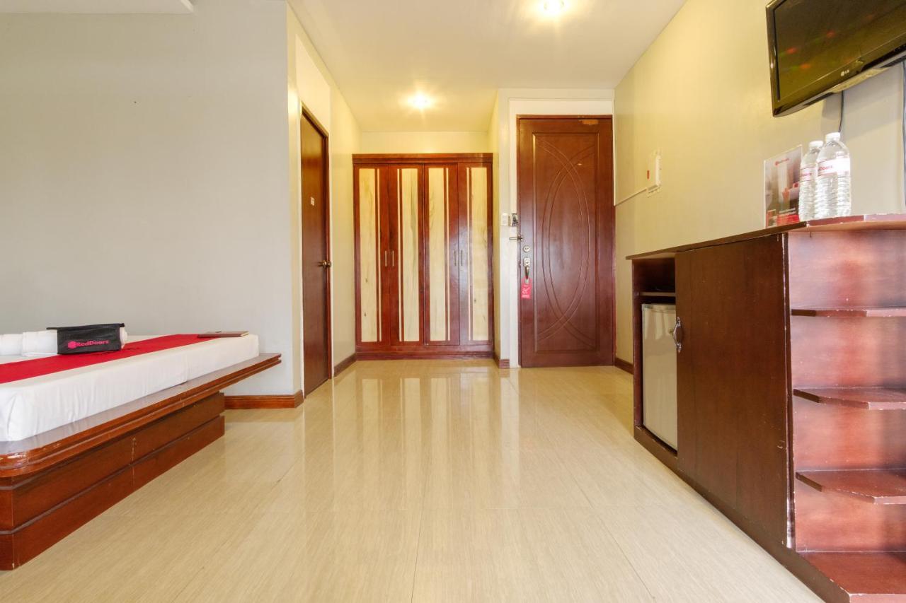 Reddoorz Near Camp Montelibano Otel Bacolod Dış mekan fotoğraf